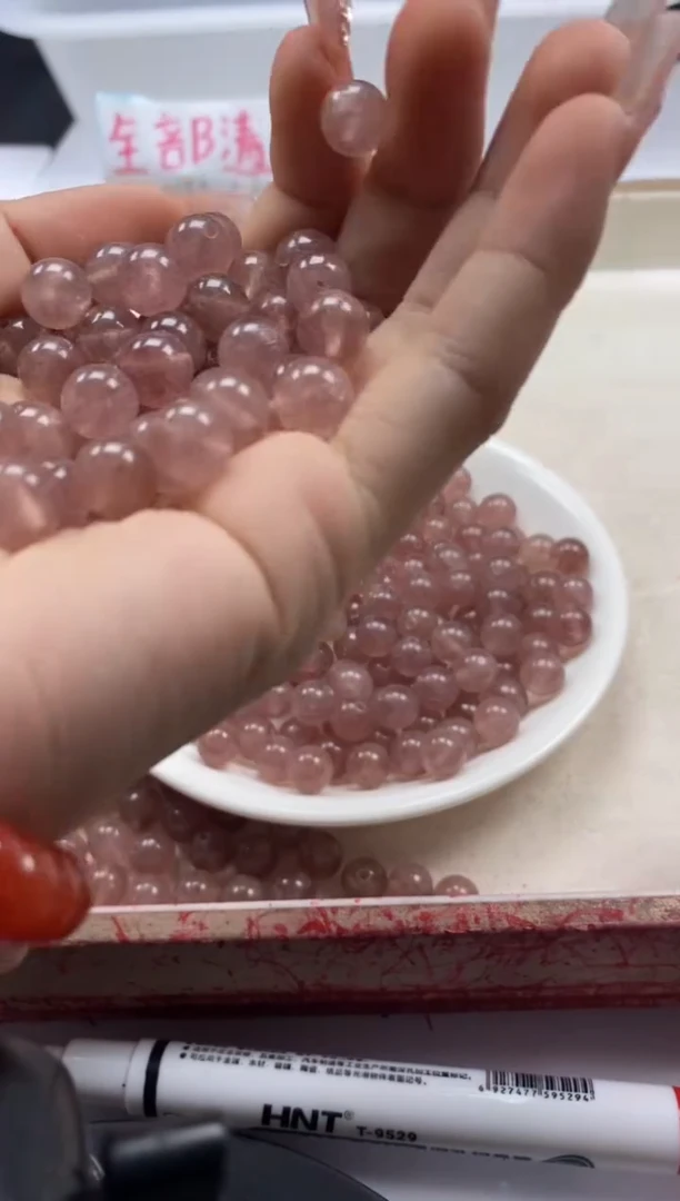 【闪购商品】水晶颈饰未镶嵌w113草莓晶8mm*30颗