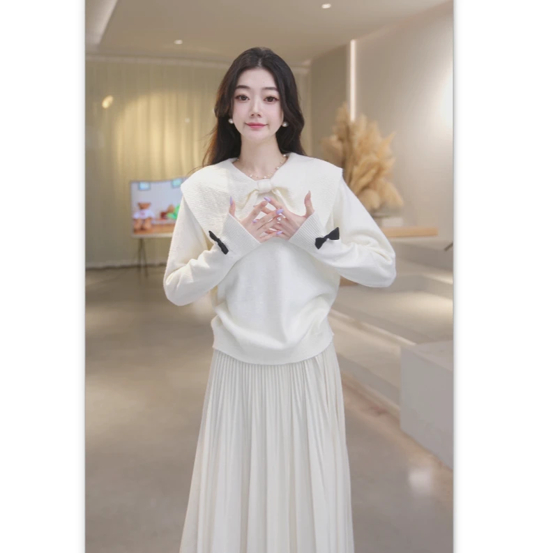 Basic House/百家好新款时尚百搭减龄长袖毛衣 B1324B50592