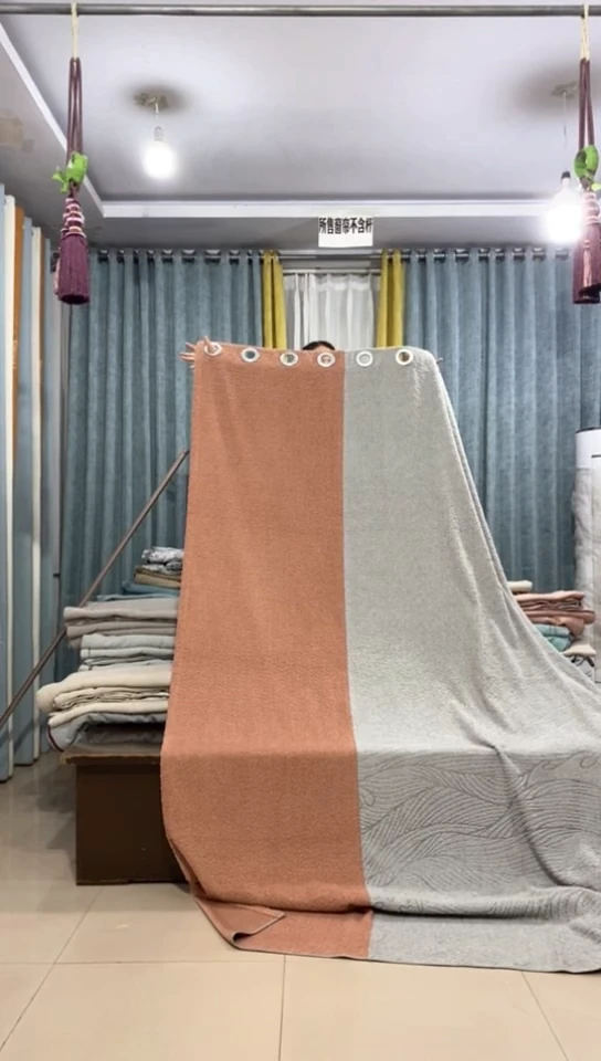 布成品窗帘     4.6*2.7