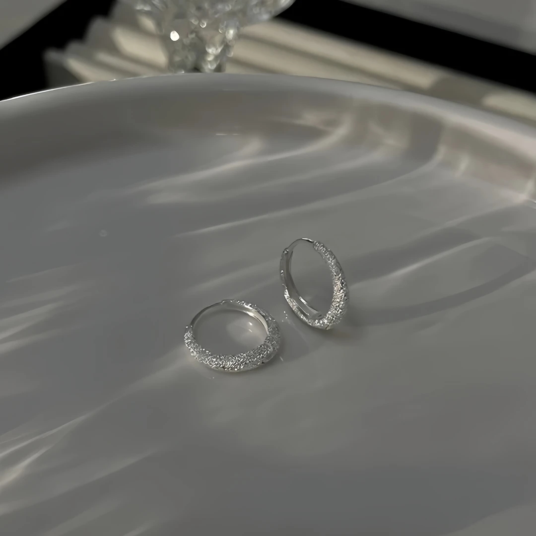 925银耳饰 韩版波光粼粼磨砂耳扣耳环百搭经典ins风9990