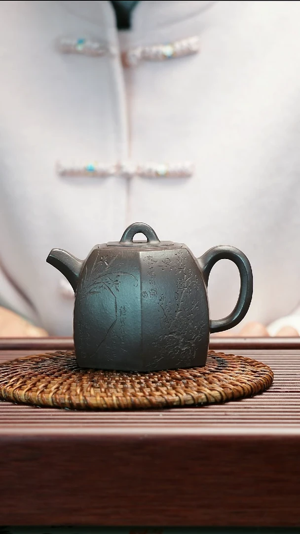 茶壶紫砂【潘仕堂】 原矿紫乌泥   六方井栏   230cc