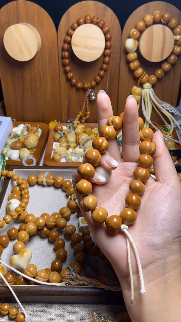 手串猴头核桃果*全品新光面猫爪新绿流苏