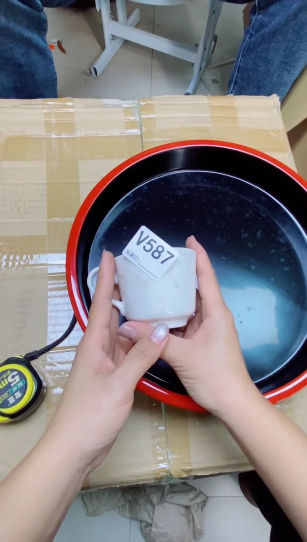 瓷片瓷*坊V587默认微瑕，谨慎参拍