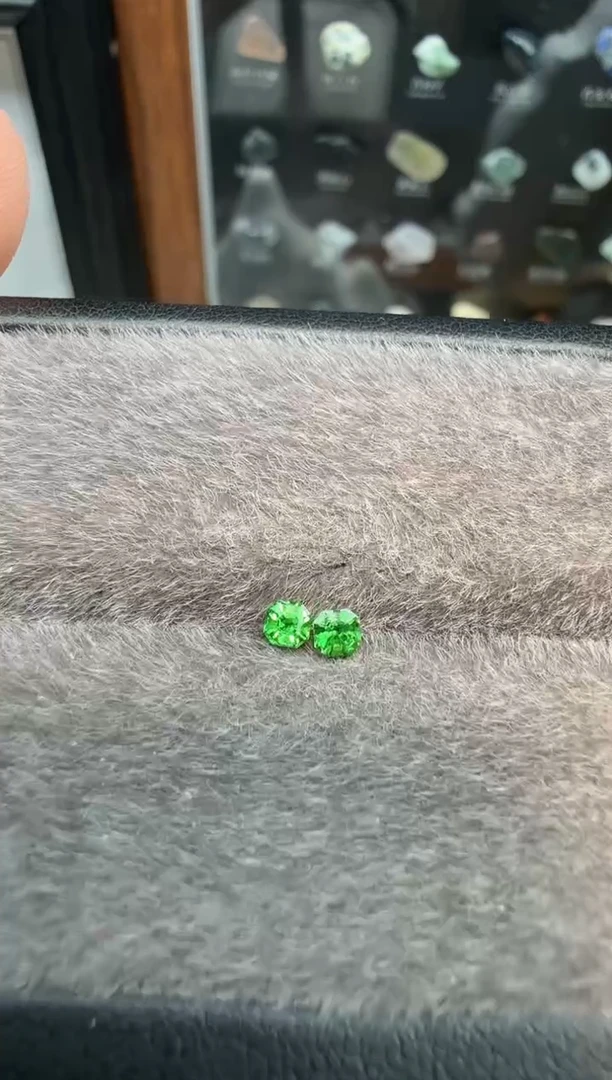 未镶嵌裸石石榴石（沙弗莱）CT-A333-2P