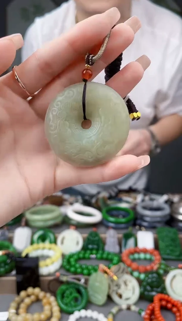 颈饰未镶嵌和田玉多样性发货 拍一单发一个