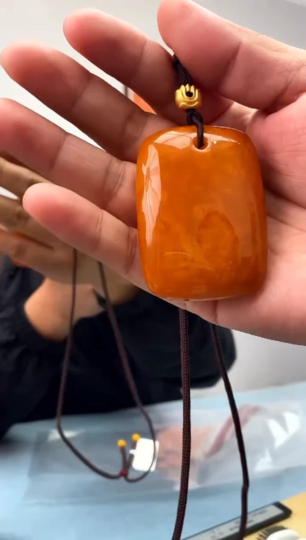 蜜蜡未镶嵌珠宝奇石假一罚十，发一件