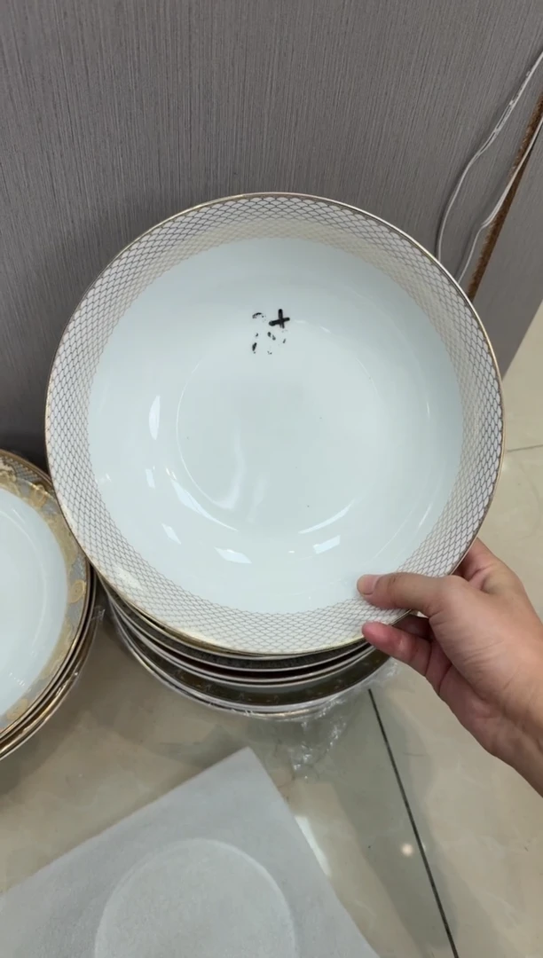 瓷片9英寸汤碗  1个