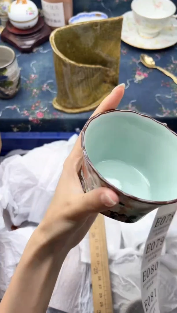 瓷片桃**言    E077