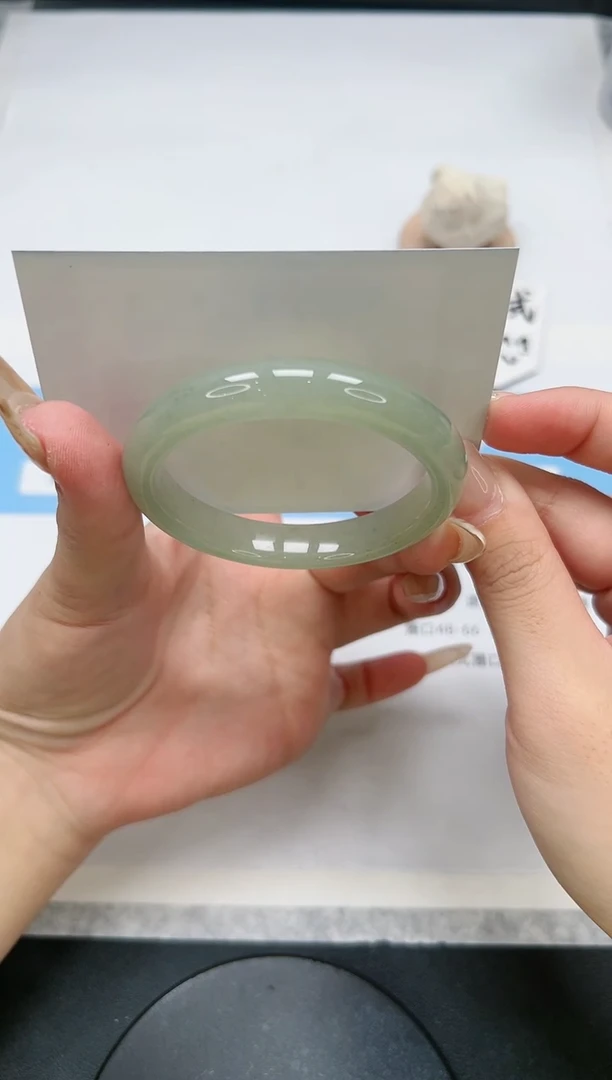 【闪购商品】石英质玉手镯未镶嵌68/东陵52.6