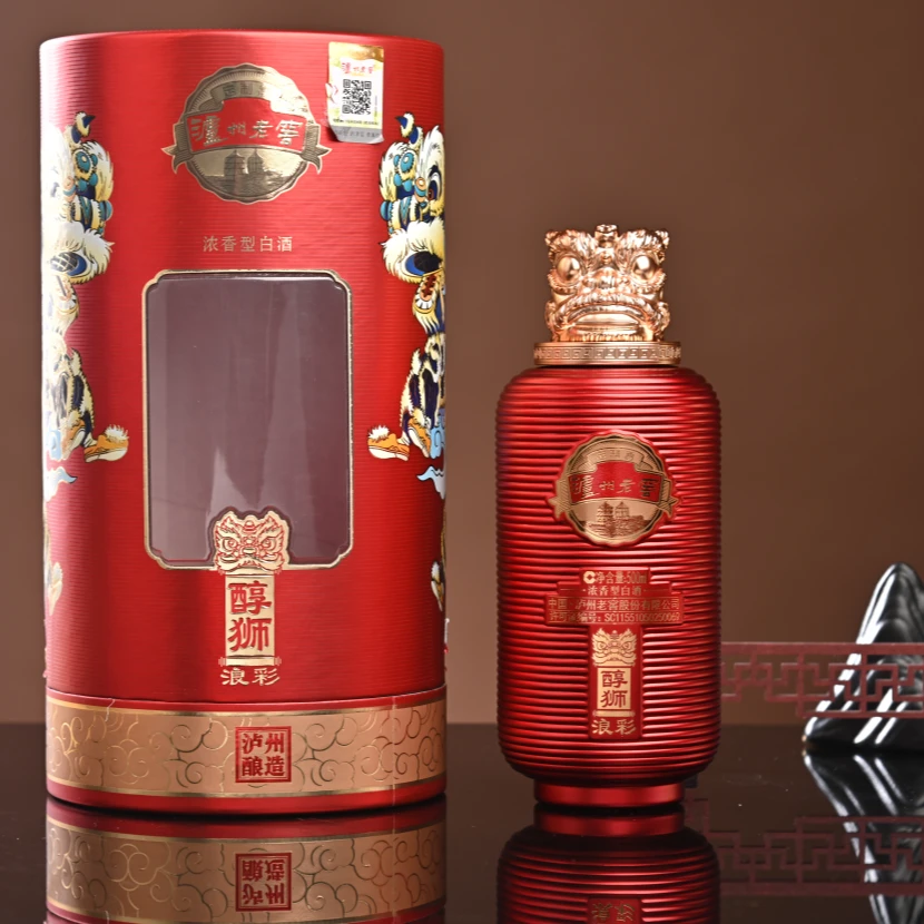 泸州老窖股份有限公司出品醇狮浪彩52度500ml*1
