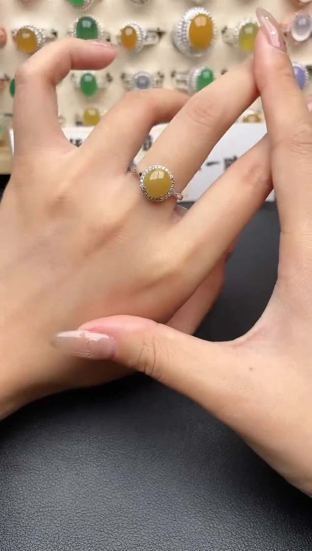 【闪购商品】翡翠戒指银S925镶嵌一物一证一礼盒