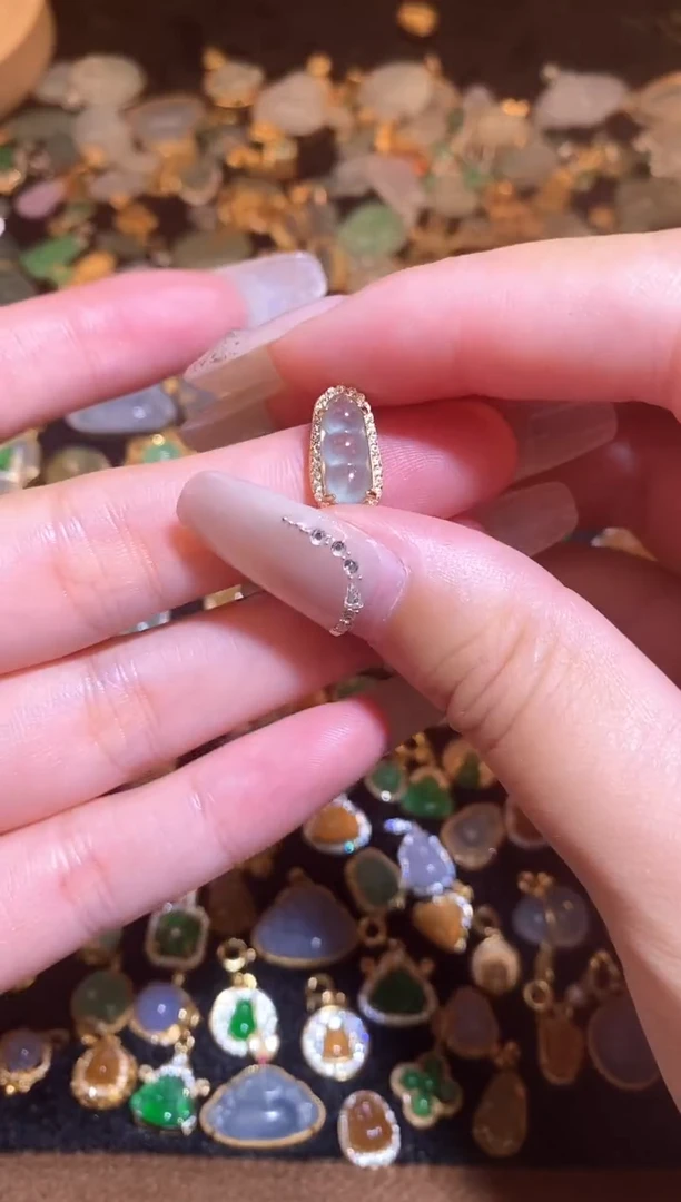 颈饰银S925镶嵌翡翠天然a货翡翠