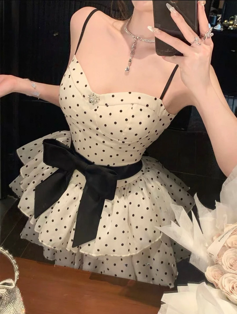 高品质网红孤品女装扣号介意勿拍