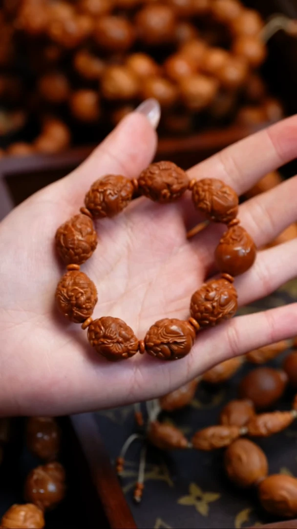 【闪购商品】橄榄核吊坠苏工橄榄核