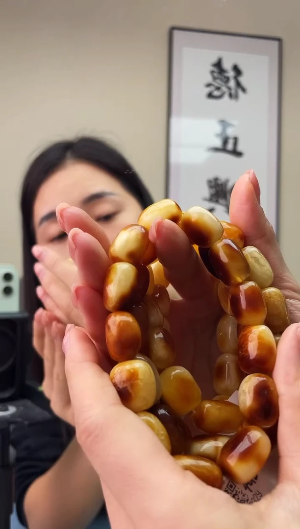 琥珀未镶嵌珠宝奇石T024 13假一罚十，多样性发一件