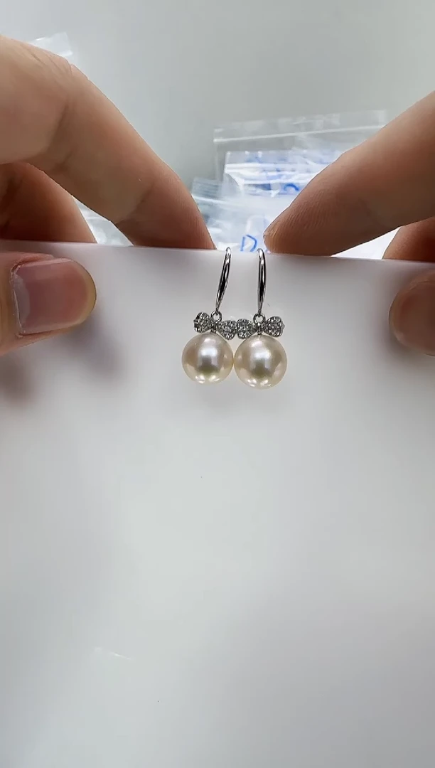 【闪购商品】淡水珍珠DA银S925镶嵌b692 耳钩