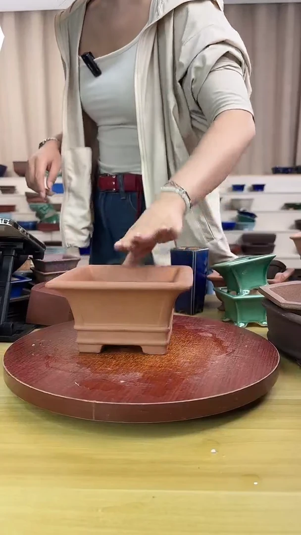 紫砂花盆紫砂花盆  微瑕