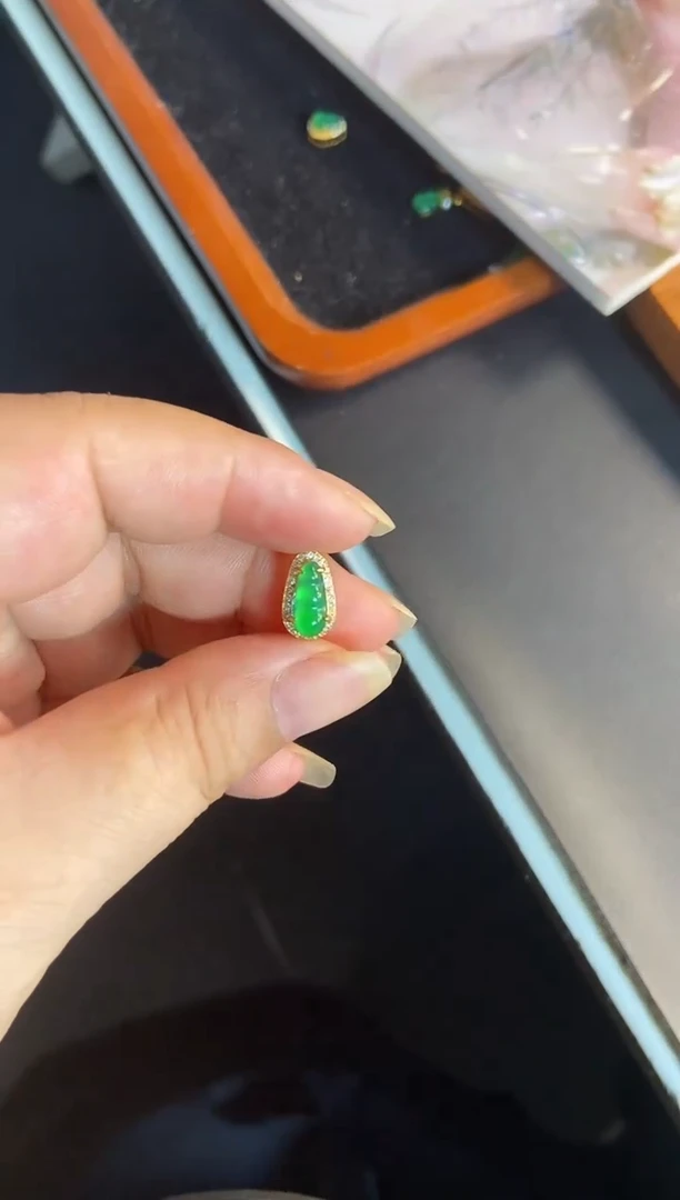 吊坠(不含链)银S925镶嵌翡翠1