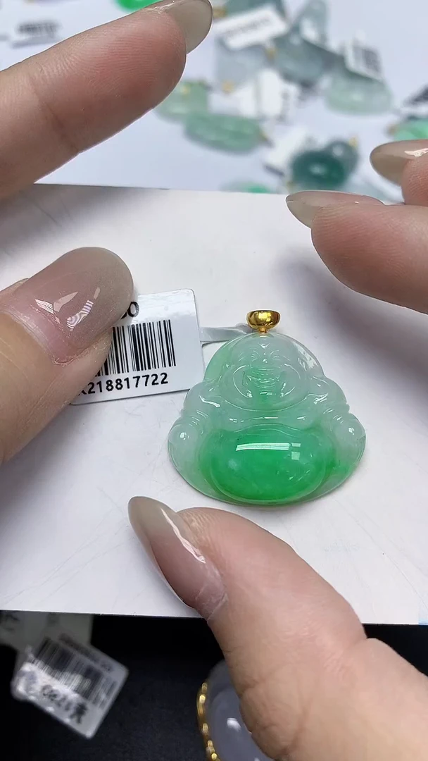 翡翠18K金镶嵌颈饰天然缅甸翡翠A货