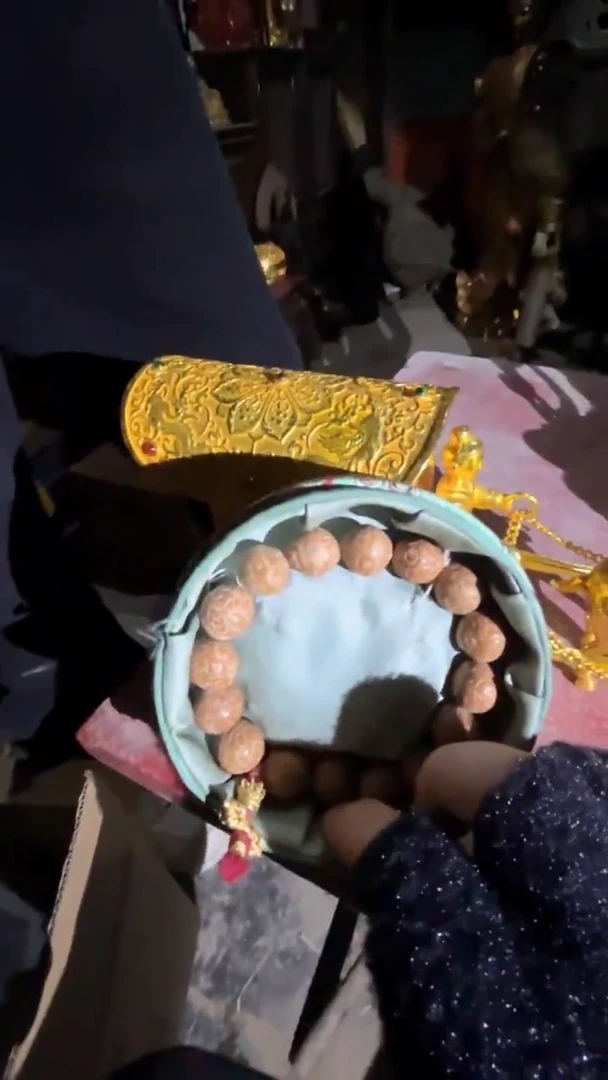 【闪购商品】滴血莲花菩提吊坠1