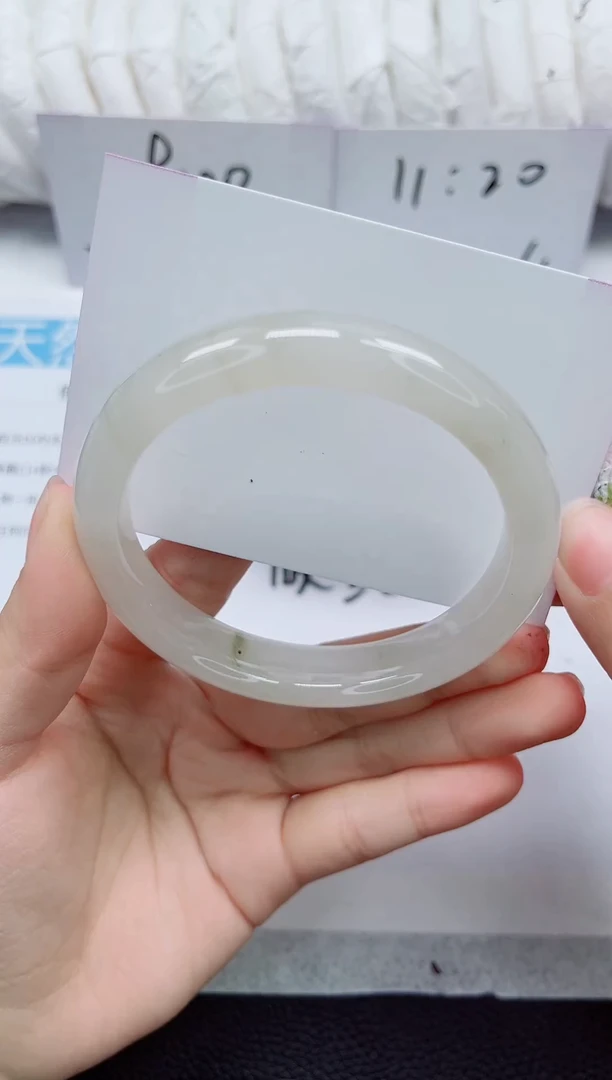 未镶嵌手镯石英质玉151-60/61