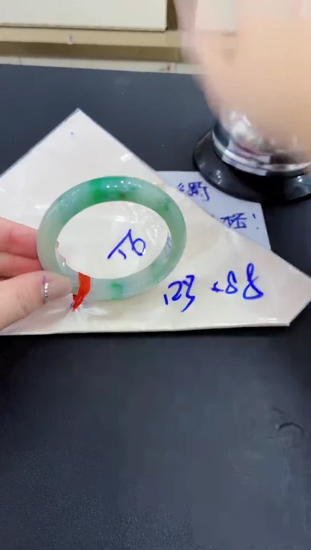 未镶嵌手镯翡翠翡翠手镯