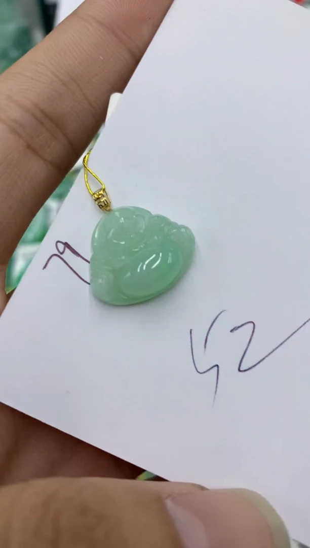 翡翠18K金镶嵌颈饰号链接111111111