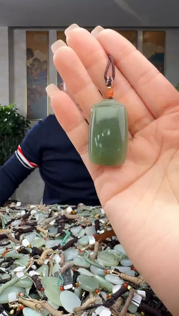 颈饰未镶嵌和田玉拍一发一多样性发货