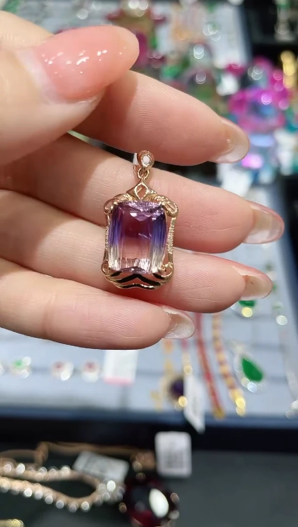 吊坠(不含链)18K金镶嵌紫晶吊坠