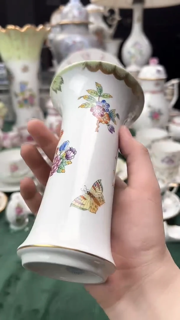 瓷片赫伦女王花瓶
