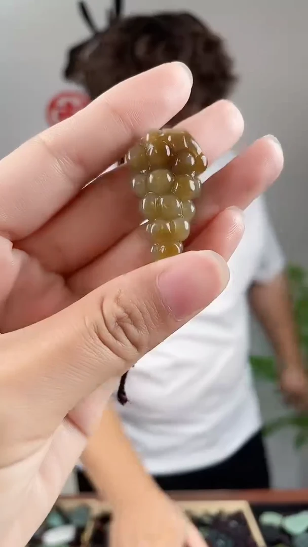 和田玉未镶嵌颈饰拍一发一，多样性发货