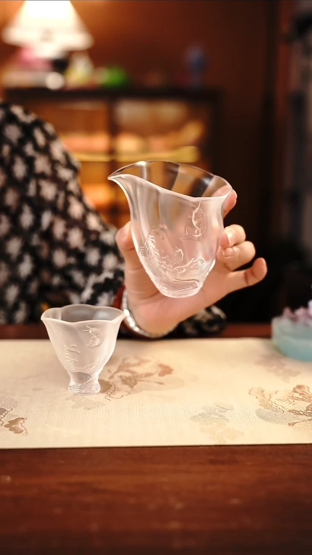 静**然闪购风生水起茶杯白色+公道杯