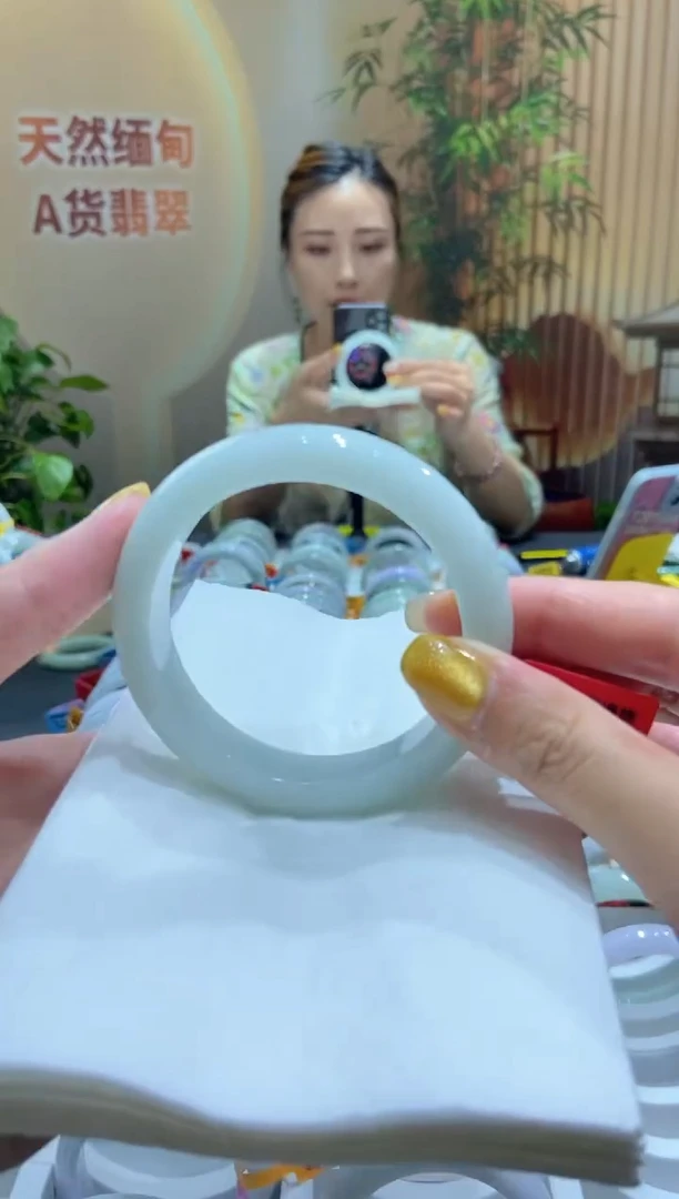 翡翠手镯未镶嵌000023859
