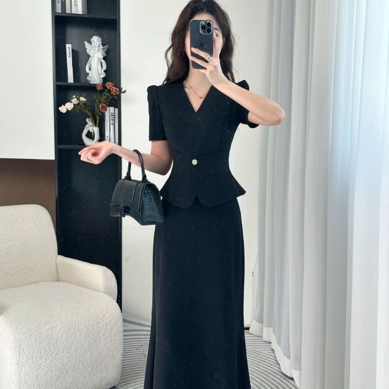 拉夏贝尔/25夏新气质轻奢法式收腰显瘦短袖上衣+半身裙 10383 QXJ