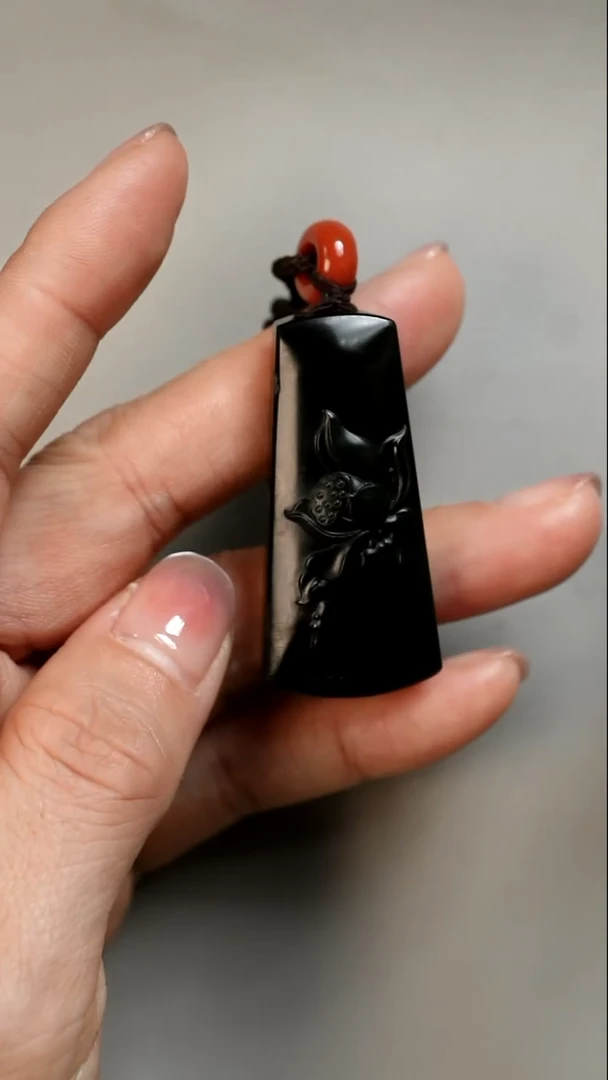 未镶嵌和田玉挂件如意