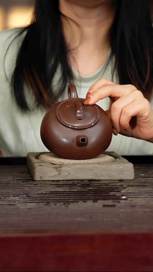 宜兴原矿紫砂壶茶壶宜兴原矿紫砂壶茶壶180C