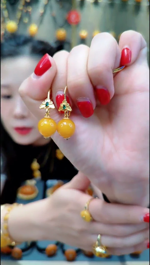 【闪购商品】蜜蜡耳饰银S925镀金镶嵌H291蜜蜡耳坠