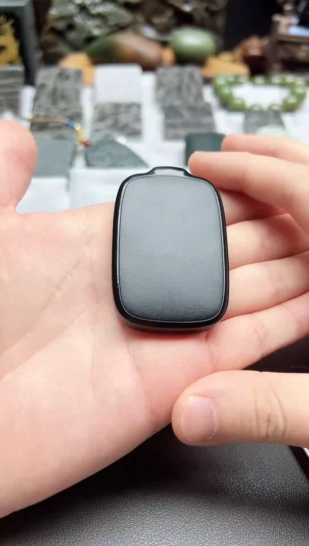 颈饰未镶嵌和田玉塔青平安无事牌