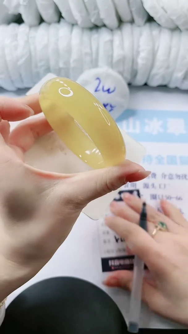 【闪购商品】石英质玉手镯未镶嵌多样性发货V164