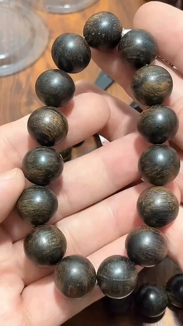 【闪购商品】檀香木精品推荐芽庄瘤疤黑qn1.4+