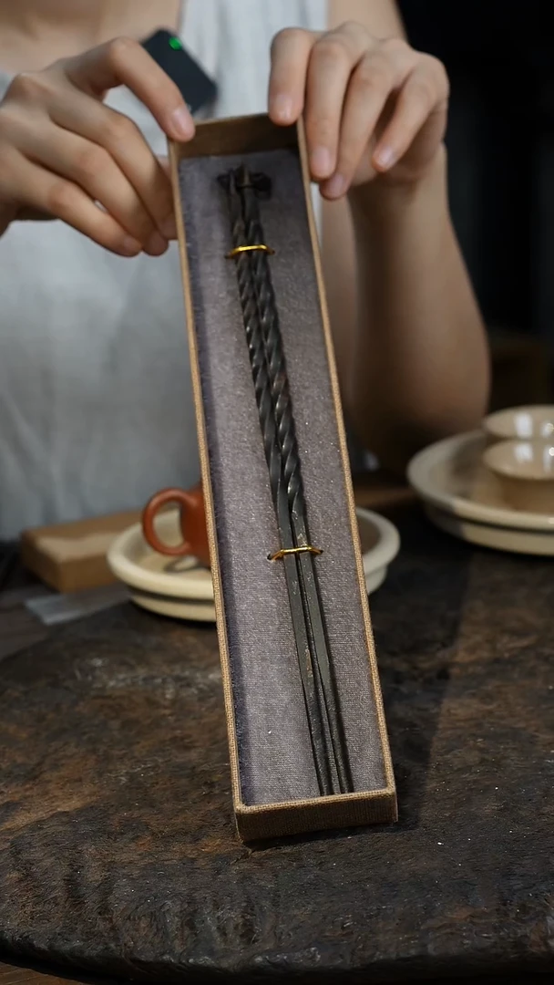 潮州手工原矿砂铫壶碳夹铁筷