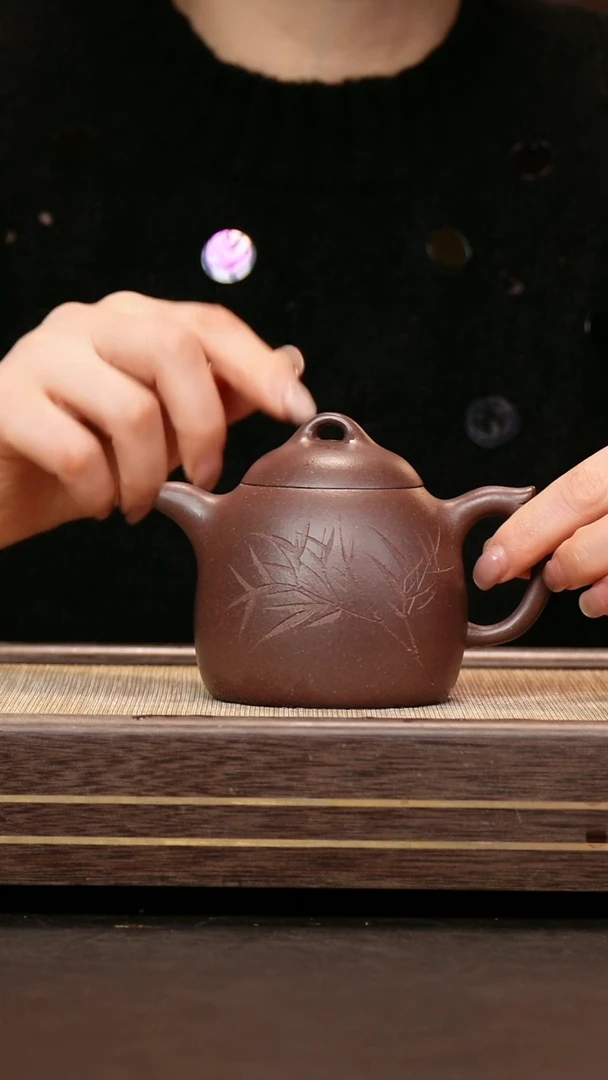 茶壶紫砂91底槽清 秦权刻绘