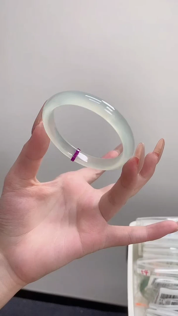 手镯玛瑙/玉髓未镶嵌55-56正圈