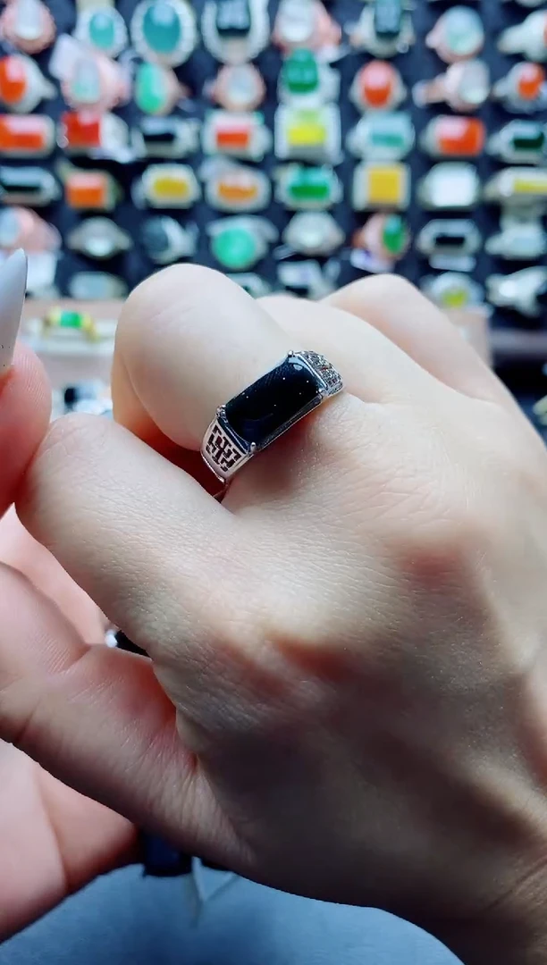 银S925镶嵌戒指翡翠笑****～纯天然A货翡翠男戒