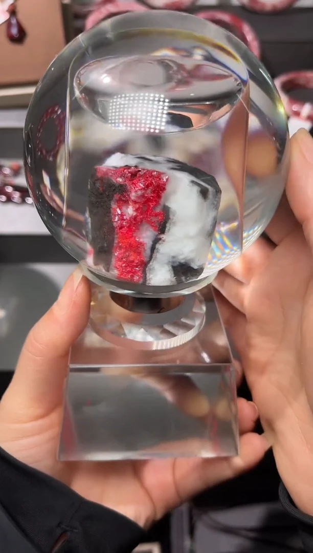 天然辰砂朱砂晶体随型毛料水晶球摆件120807