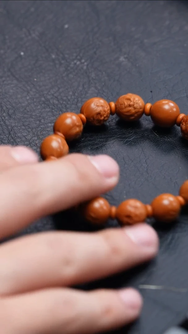 【闪购商品】橄榄核手串/手链猴头手串