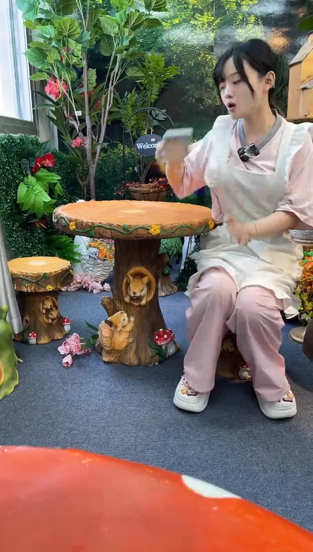 松鼠一桌两凳&003&