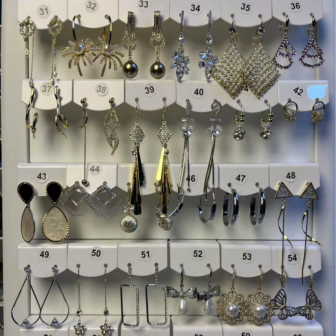 925银合成锆石耳饰 铜合金925针轻奢百搭款