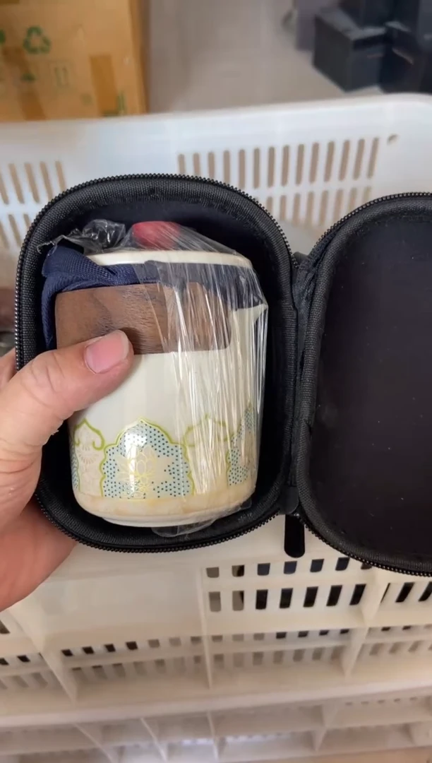 无运费险有瑕疵的摄影的产品有使用过的痕迹有点脏介意勿拍