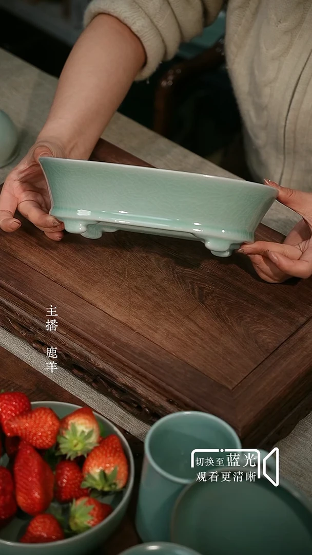 王占稳水仙盆微瑕*羊